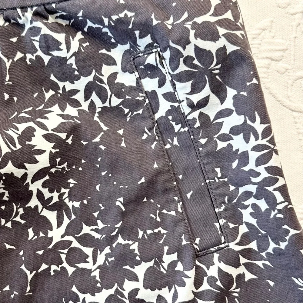 Boden‎ Abigail Leaf Grey White Floral A-Line Skirt Side Pockets Cotton US 10R